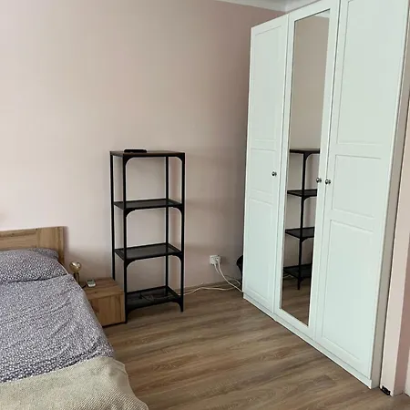 Tipos Arena - King Size Bed - Plne Zariadeny
